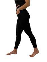 Load image into Gallery viewer, Second Soul Legging with Pocket - Smooth Black