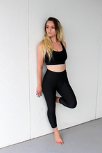 Load image into Gallery viewer, Second Soul Capri- Smooth Black