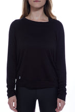 Load image into Gallery viewer, Black Chic Sweatshirt
