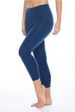 Load image into Gallery viewer, EcoSoft Recycled Compression Legging